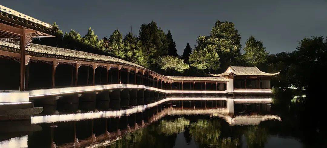 霁虹桥绾波桥 绾波亭城隍阁保俶塔宝石山锦带桥断桥一起来看西湖的