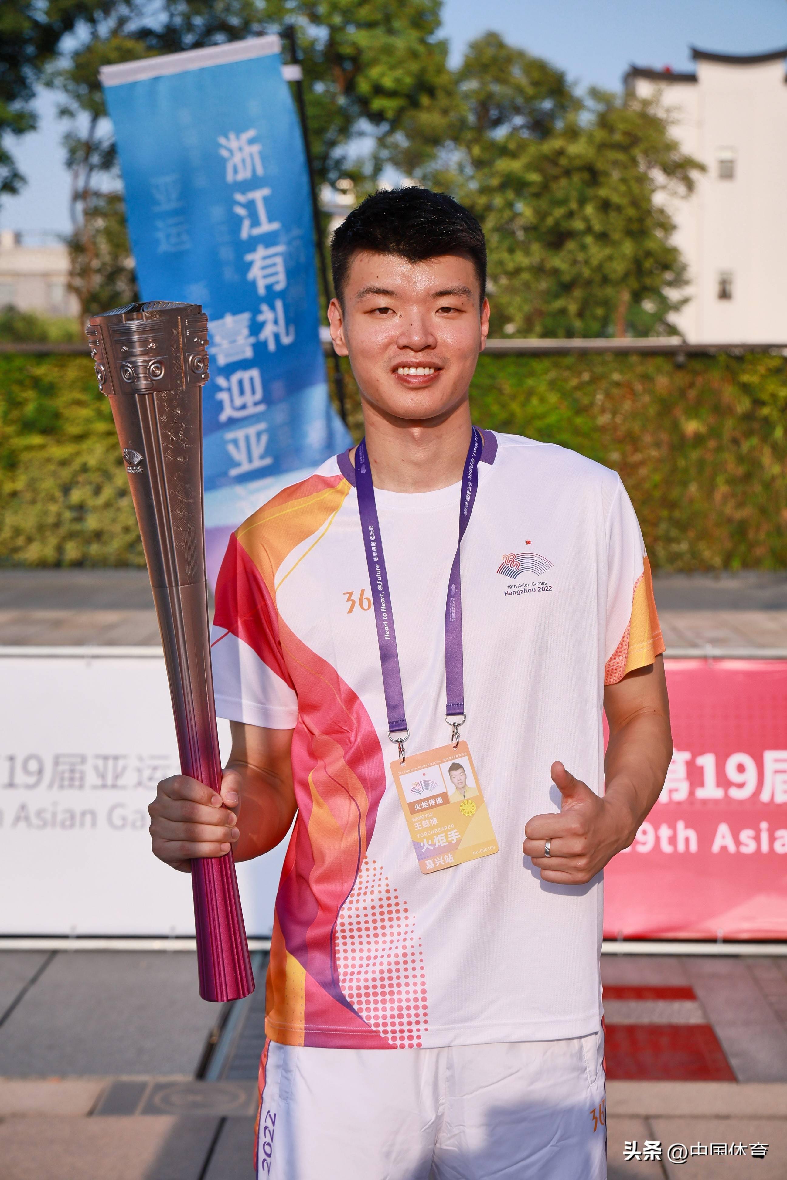 嘉兴亚运火炬传递彩排 嘉兴首枚奥运金牌得主王懿律任首棒火炬手_活动