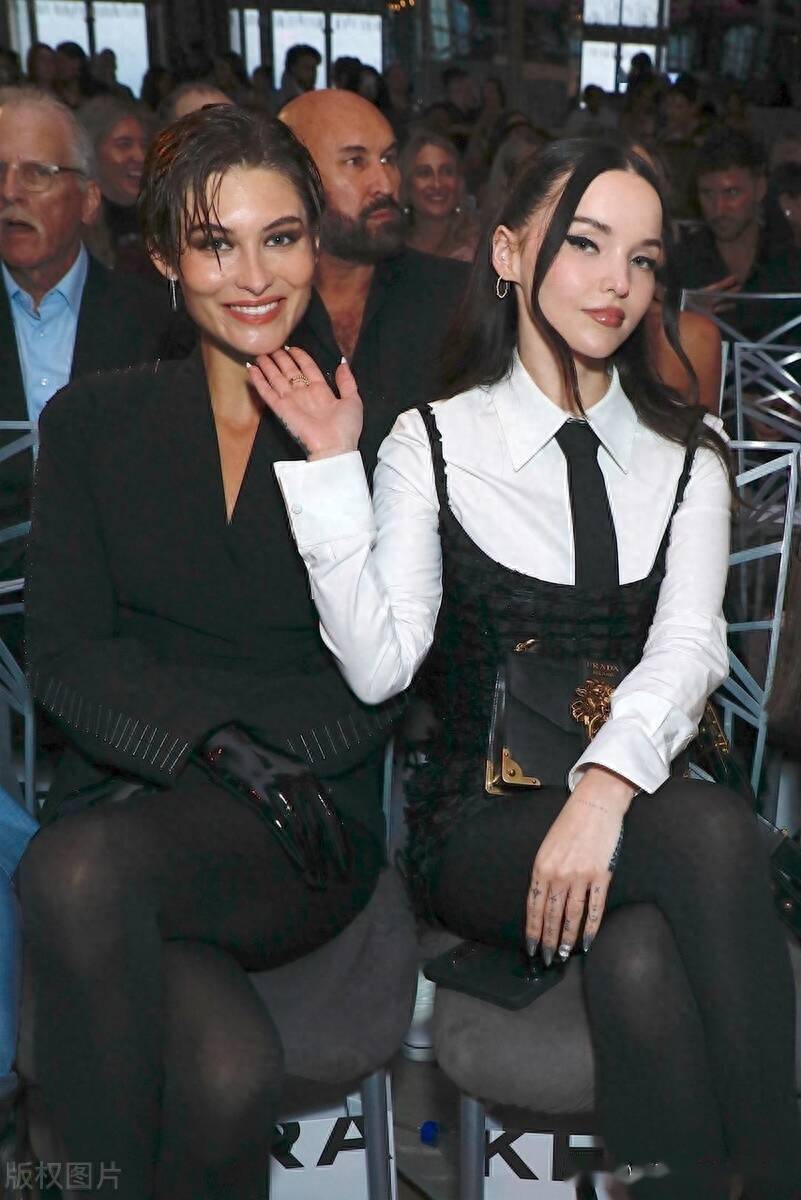 德芙-卡梅隆出席每日前排时尚媒体奖颁奖典礼_时间_美国纽约