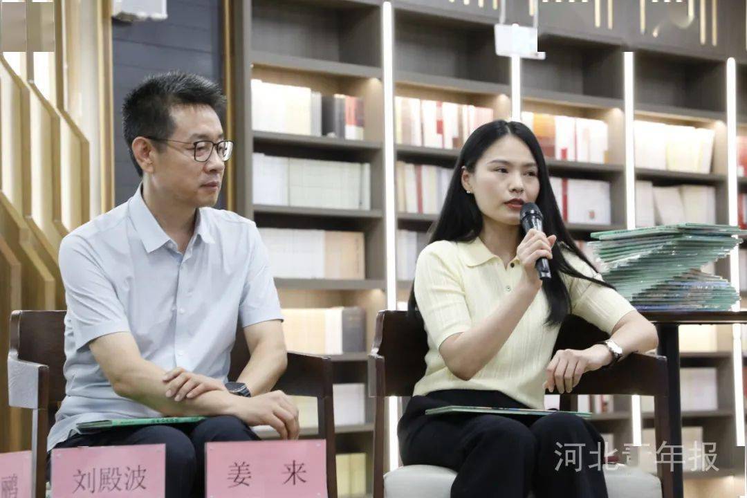 小记者出席新书发布会现场,对话作家刘殿波,绘者姜来