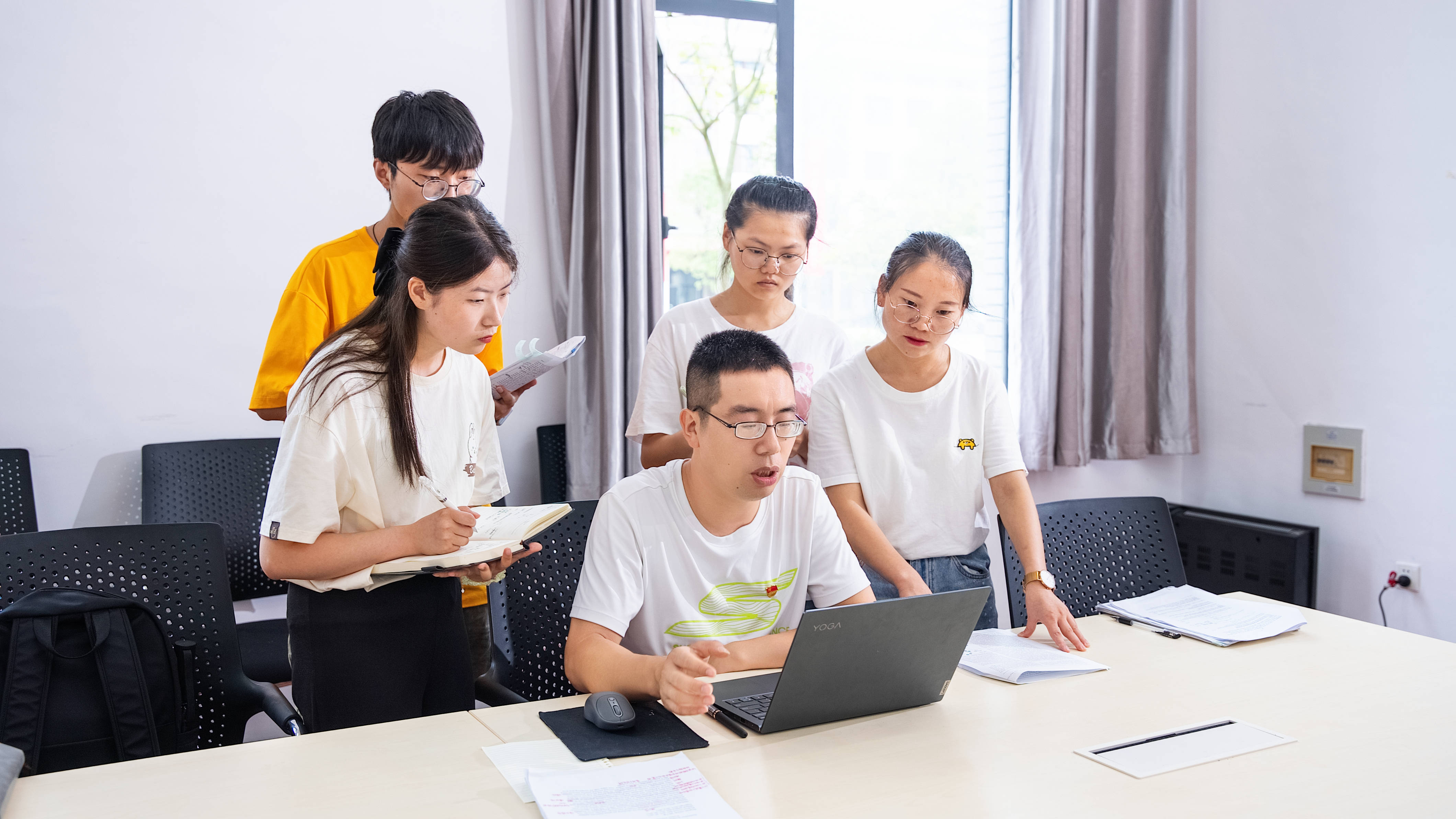 2023·新时代的贵州人 | 龙波:做"奋发蹈厉,庄敬自强"的科研人_研究