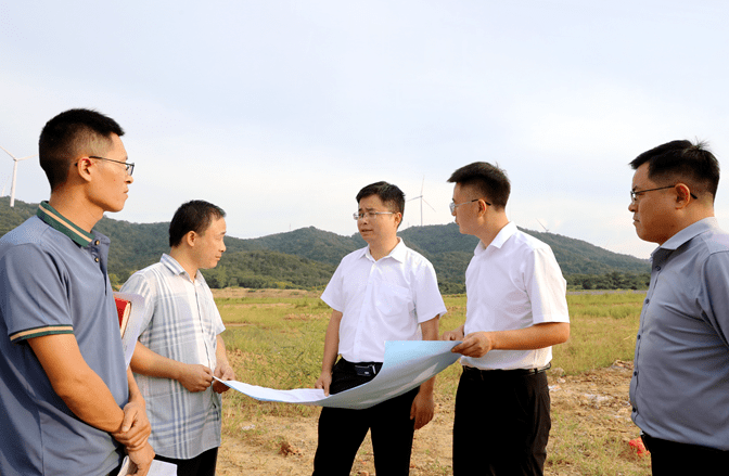 【全力推进重大项目建设】任佳佳调度重点项目建设_等项目_工作_帮扶