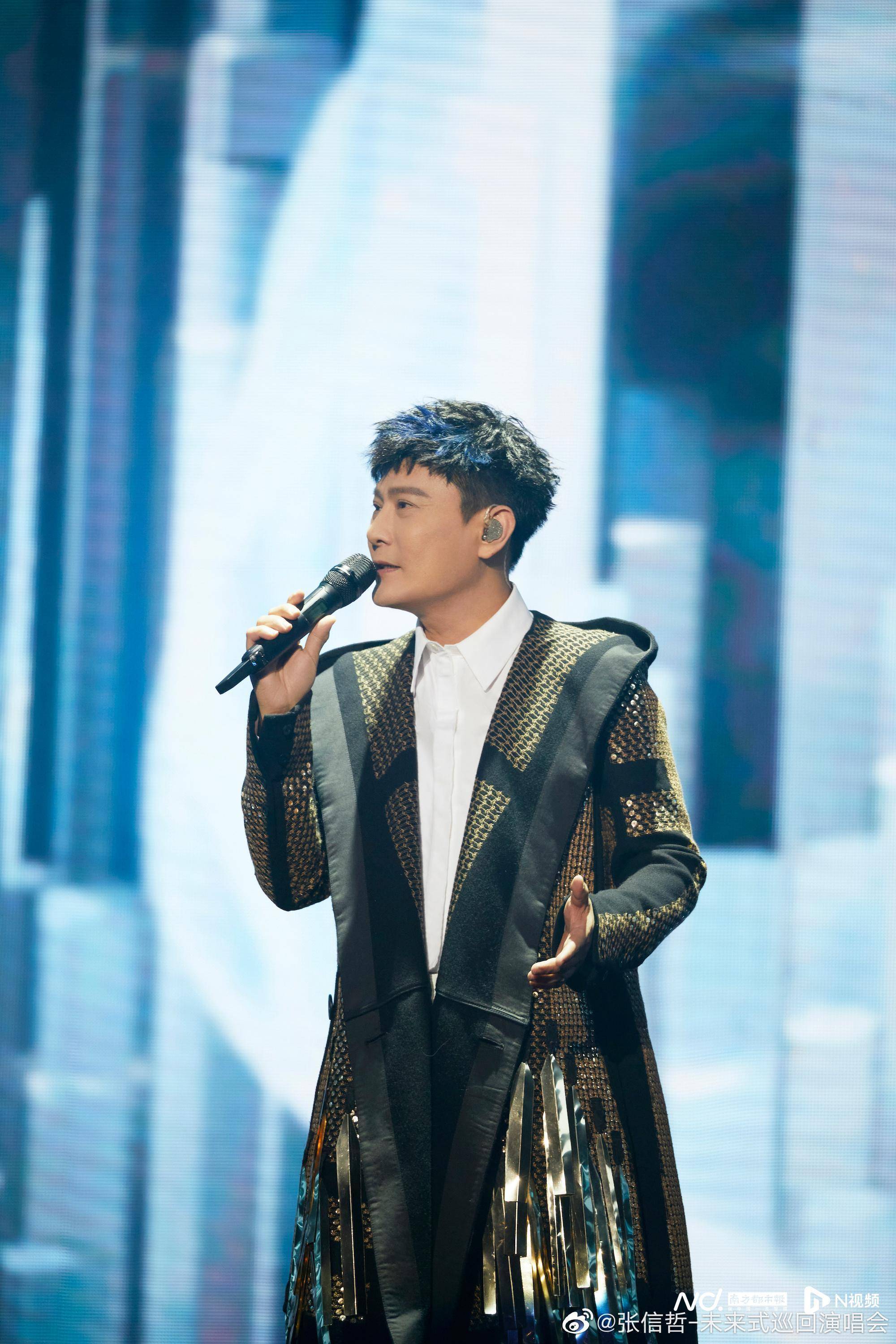 "老牌歌手"张信哲为什么被年青一代喜欢?_阿哲_演唱会_音乐