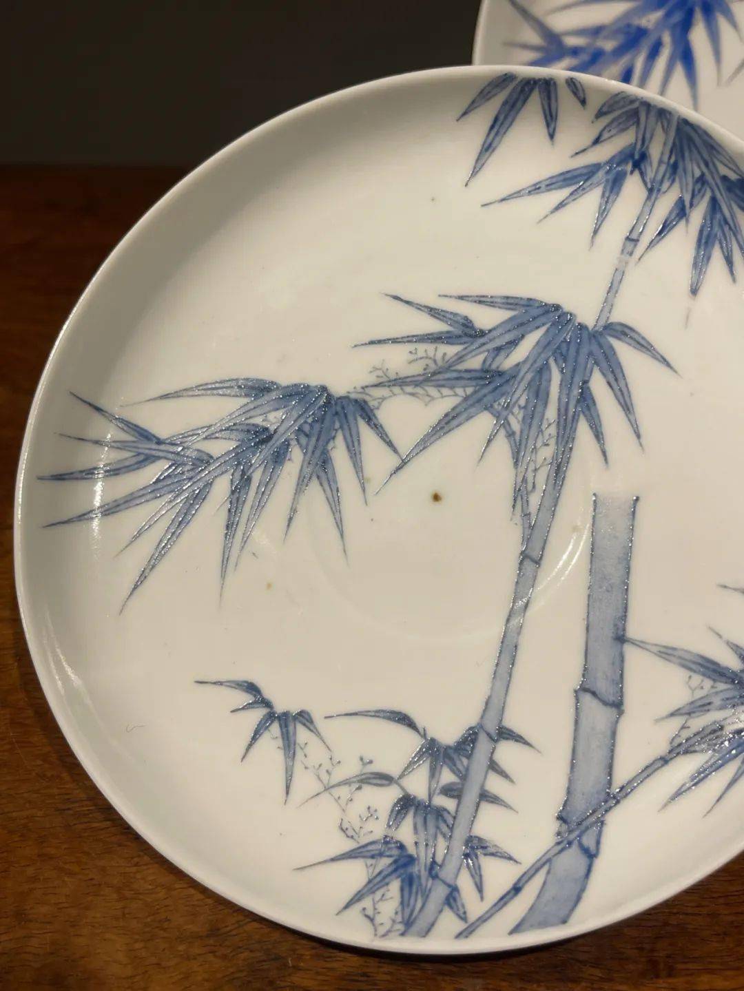 蓝料珐琅彩绘雅竹瓷盘一对_风格_清代_宫廷