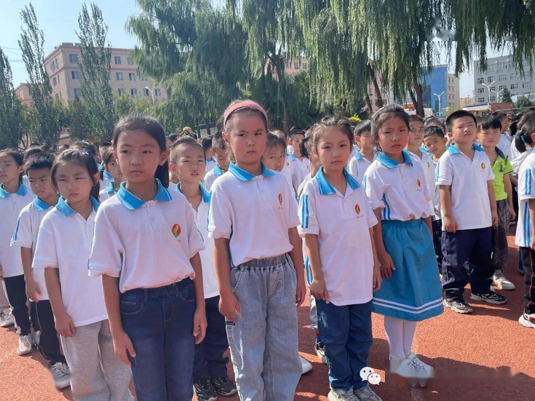 学法懂法 健康成长——松山一小法制副校长进校园_活动_宇洪春_保护