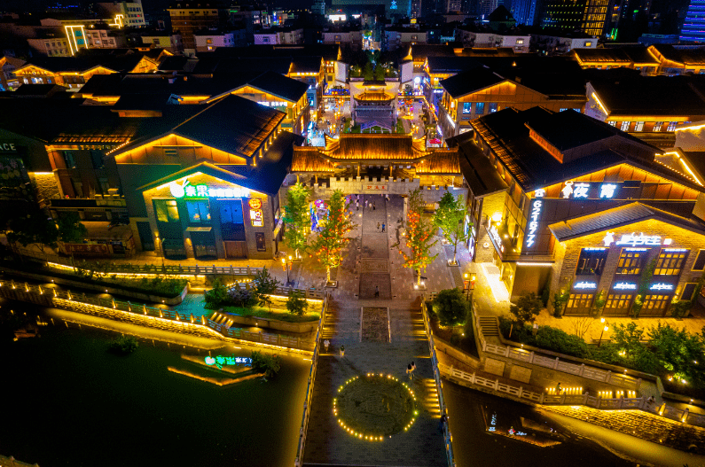 长兴太湖古镇夜景图片