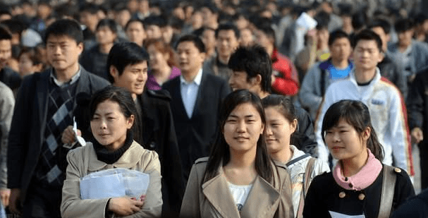辽宁公务员考试培训班在哪报名啊