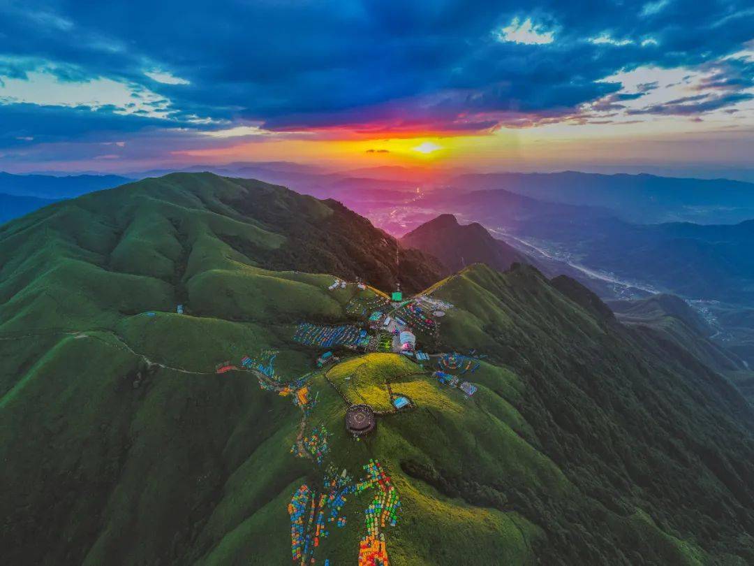 全球学子嘉游赣|就在明天,武功山第十六届帐篷季激情开启!