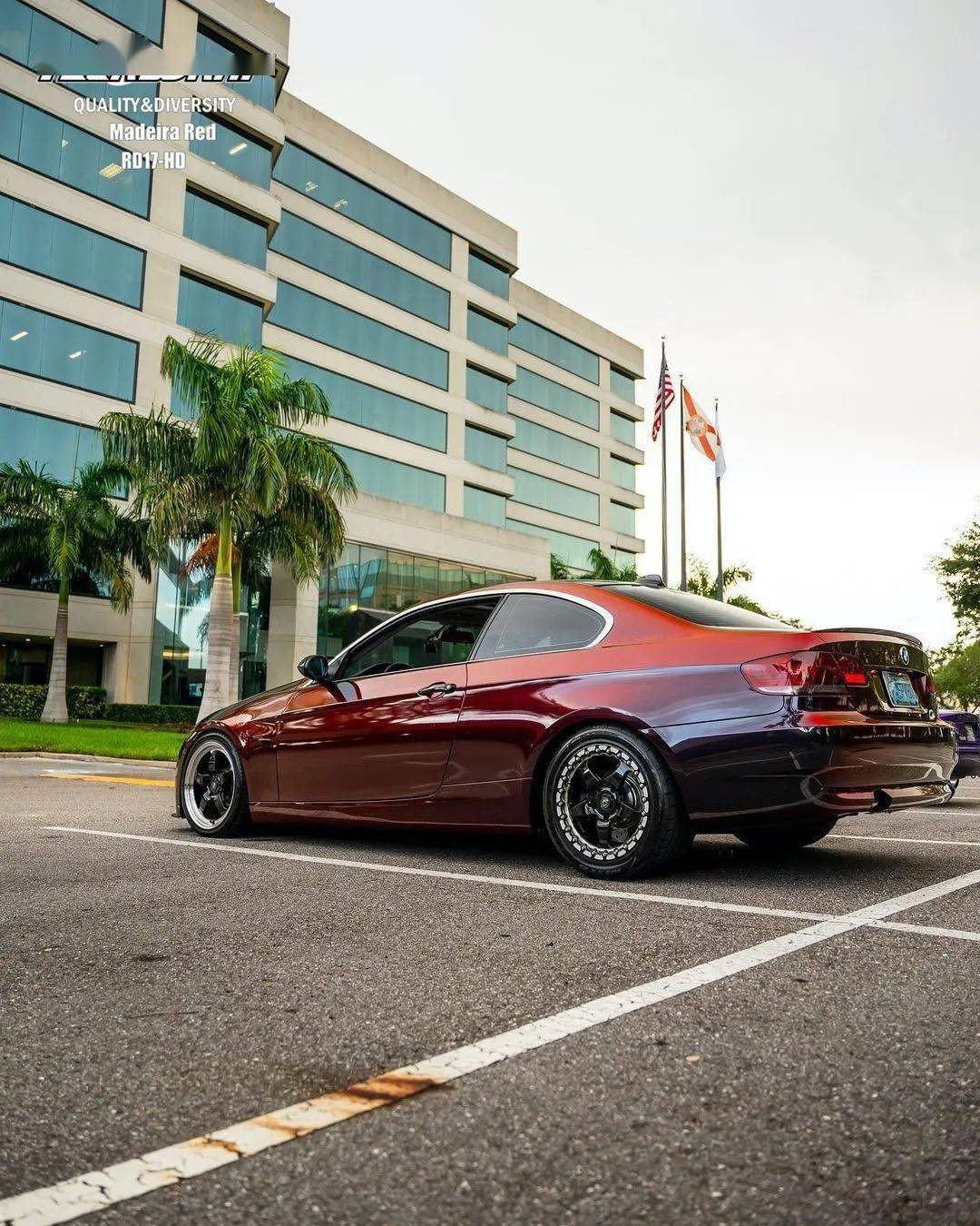 潮色分享 | 让人过目不忘的黑红渐变色_搜狐汽车_搜狐网