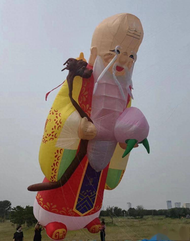 钟馗,老寿星,玫瑰花……9月26日,在潍坊都能"上天"_风筝_王小平
