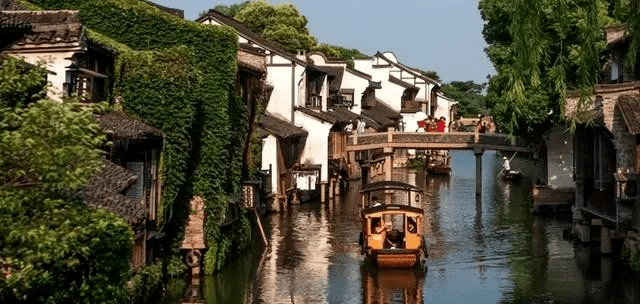 中国最适合中老年人的6个旅游地，悠闲惬意消费低，值得一去_地方_城市_人们