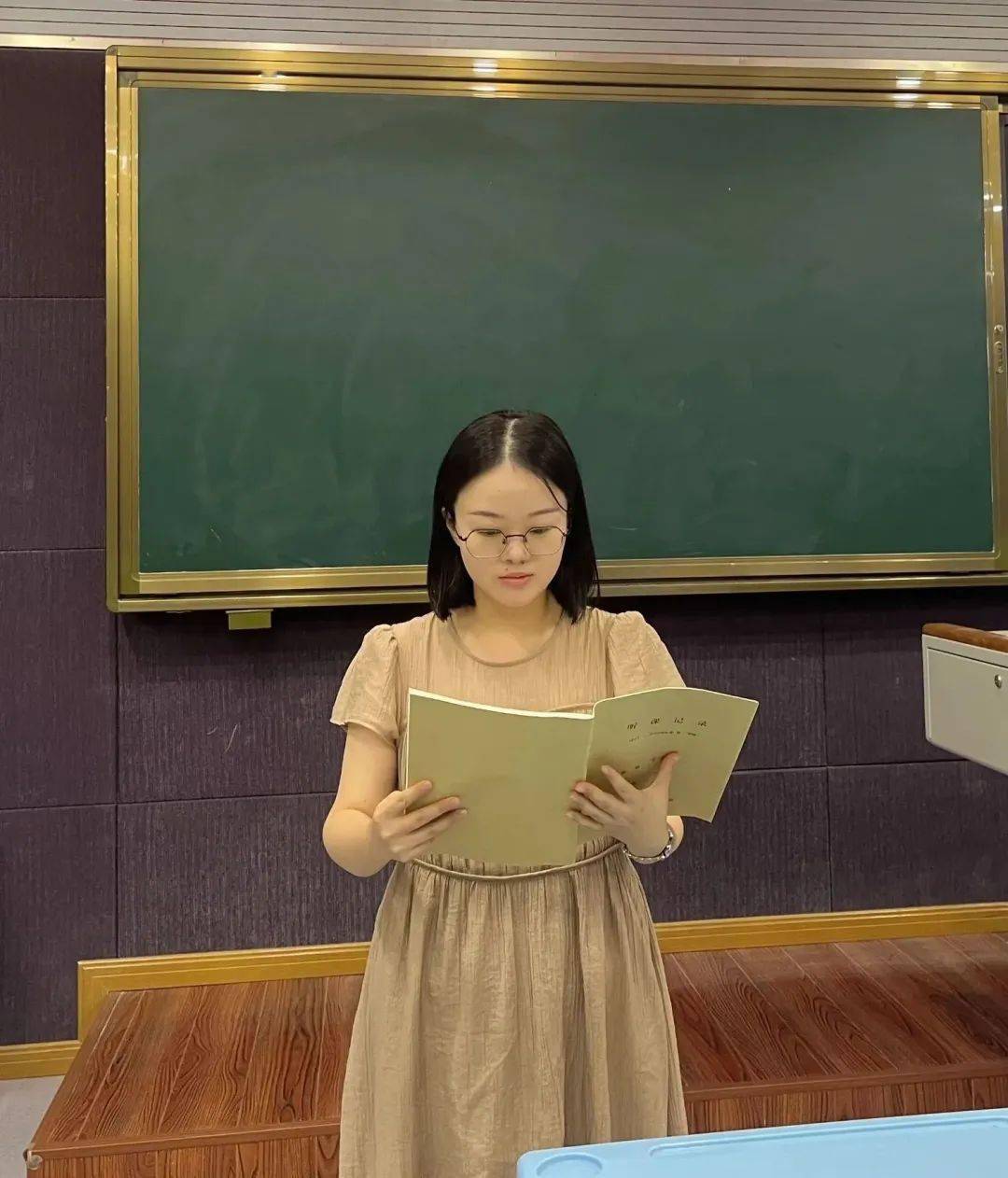 李海英老师:新课程标准指出:老师是学生学习的组织者,引导者,合作者