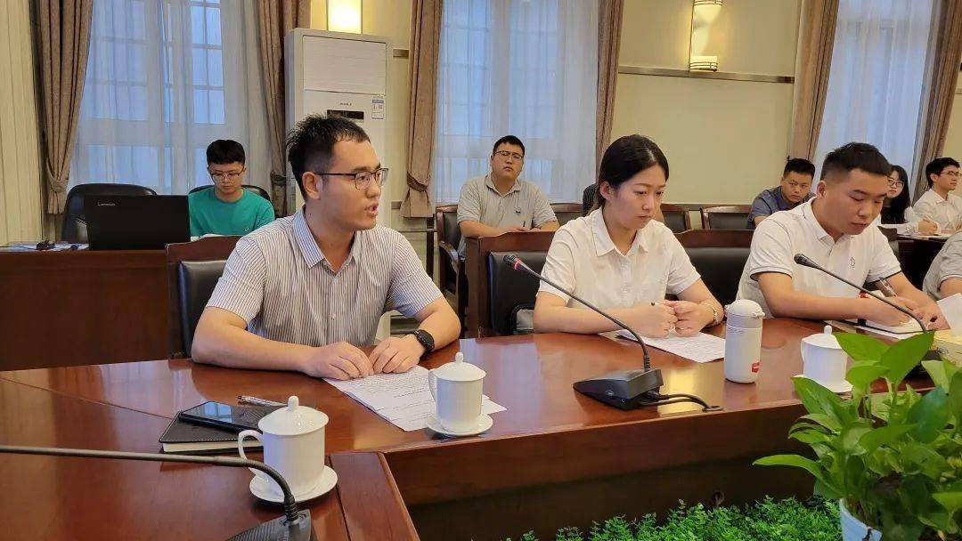 学思践悟正青春 砥砺奋进绽风采 ——滑县召开青年人才学思会_工作