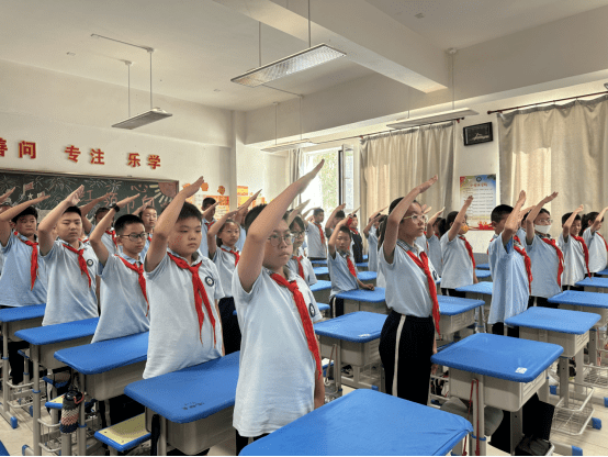 【少先队】队前教育促成长 红色精神润童心 ——包钢实验二小开展二