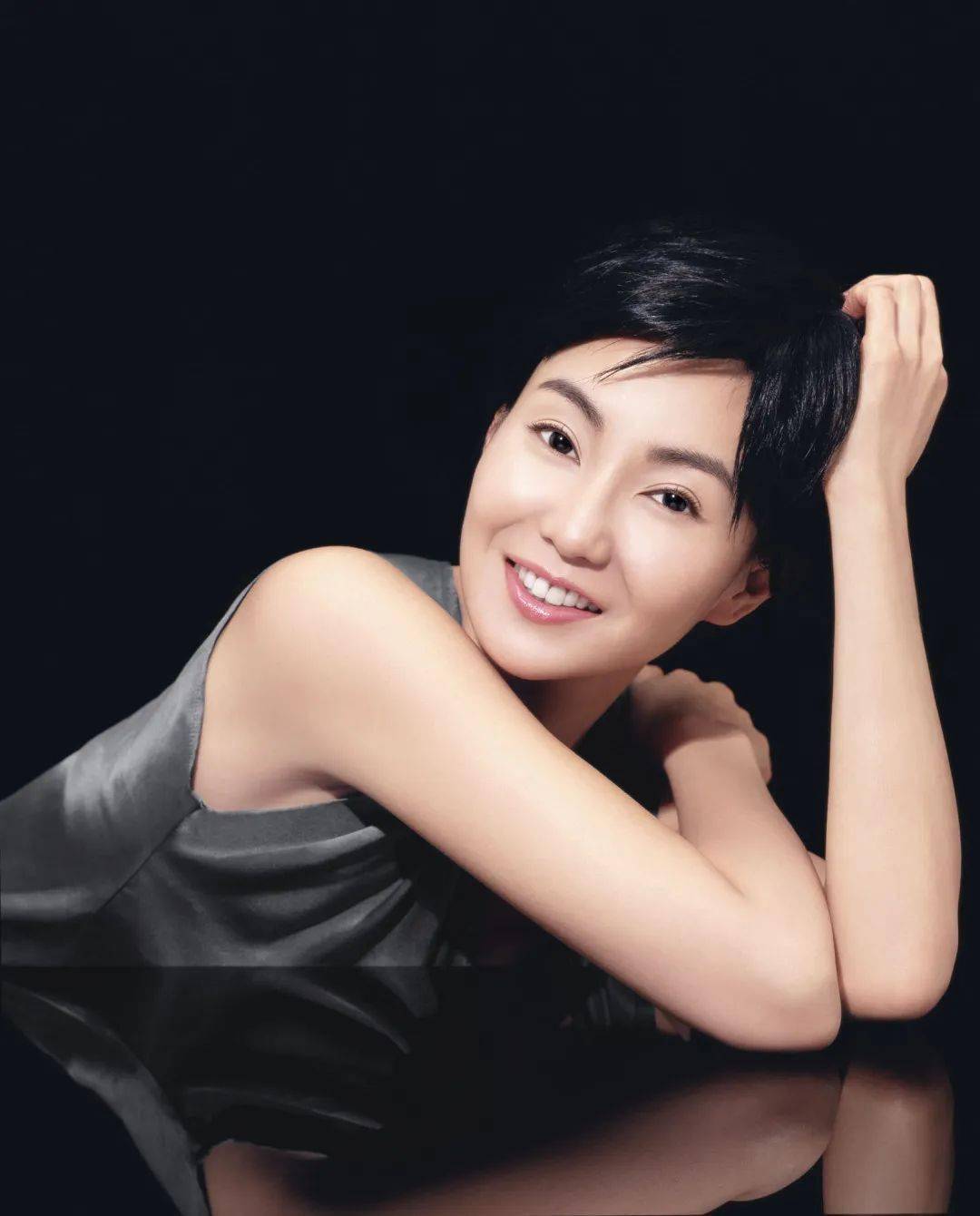 被这条"不不不"的短片,治愈了_张曼玉_品牌_大叔