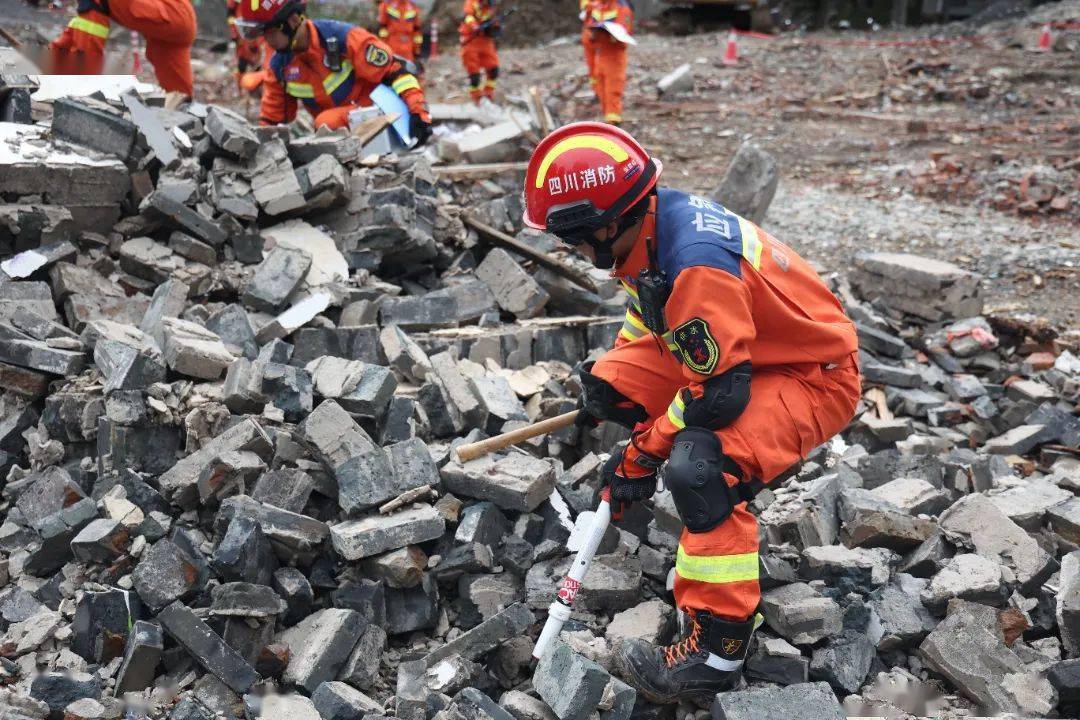 蓝焰突击,向战而行——直击巴中消防地震地质灾害救援实战拉动演练