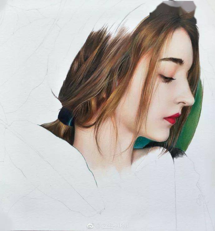 看第一眼,就完全被惊艳到的超写实唯美彩铅作品,他们居然把这些小仙女