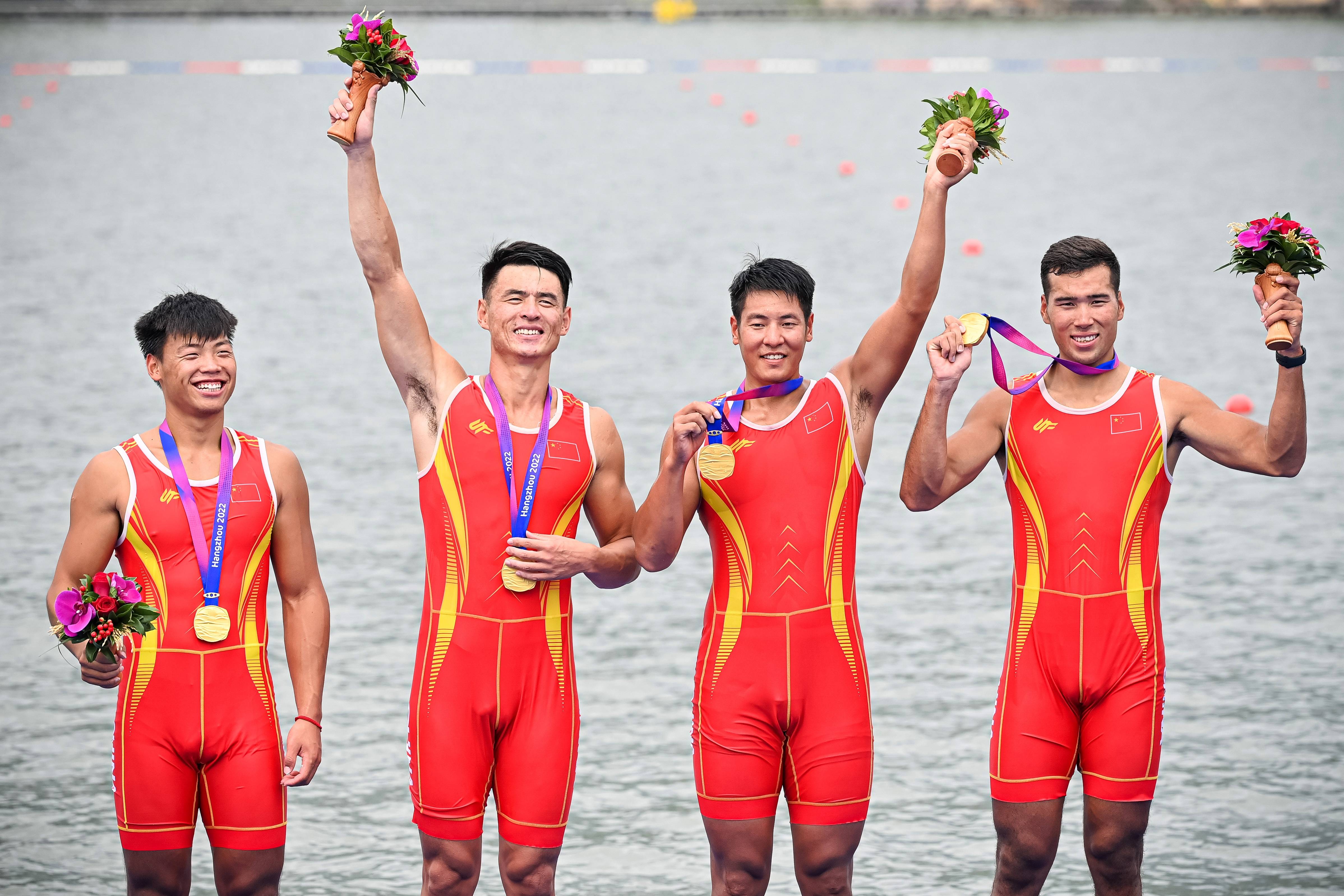 在杭州富阳水上运动中心举行的杭州亚运会赛艇男子四人双桨决赛中