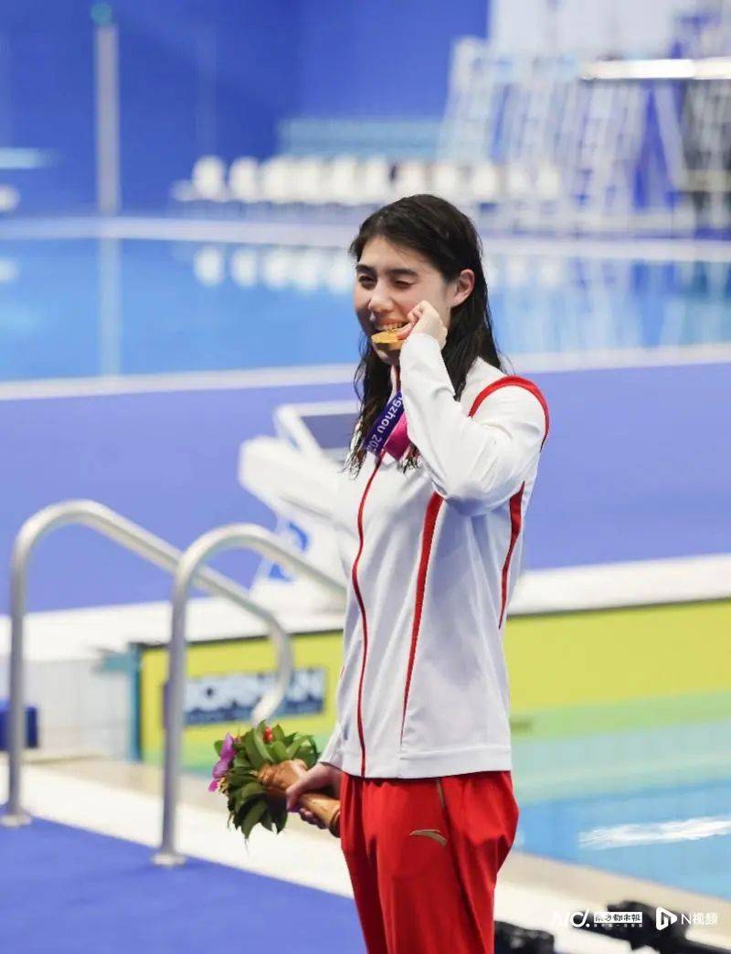 汪顺发了一条微博,冲上热搜!_决赛_游泳_金牌