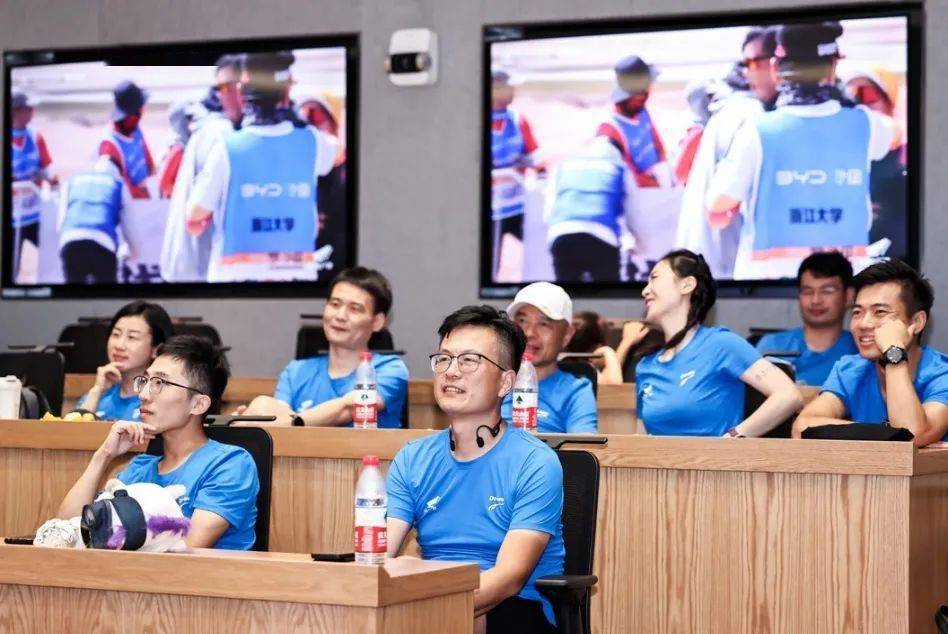 沙12 | 42名zju-mbaer强势成团,乘风出征