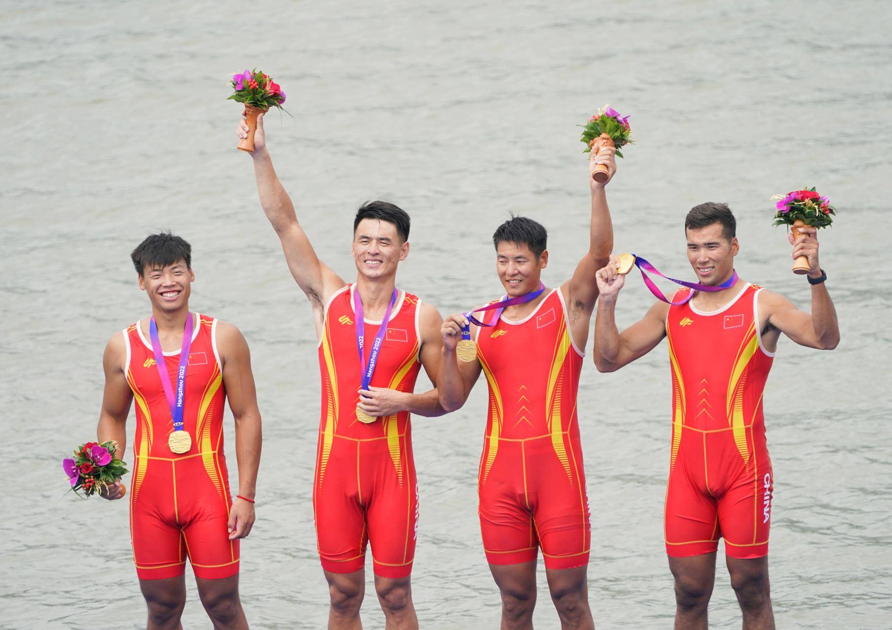 湖南选手伊绪帝获男子四人双桨金牌_赛艇_成绩_比赛