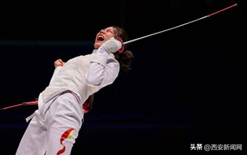 "剑气如虹" 黄芊芊夺得击剑女子个人花剑冠军_选手_决赛_中国