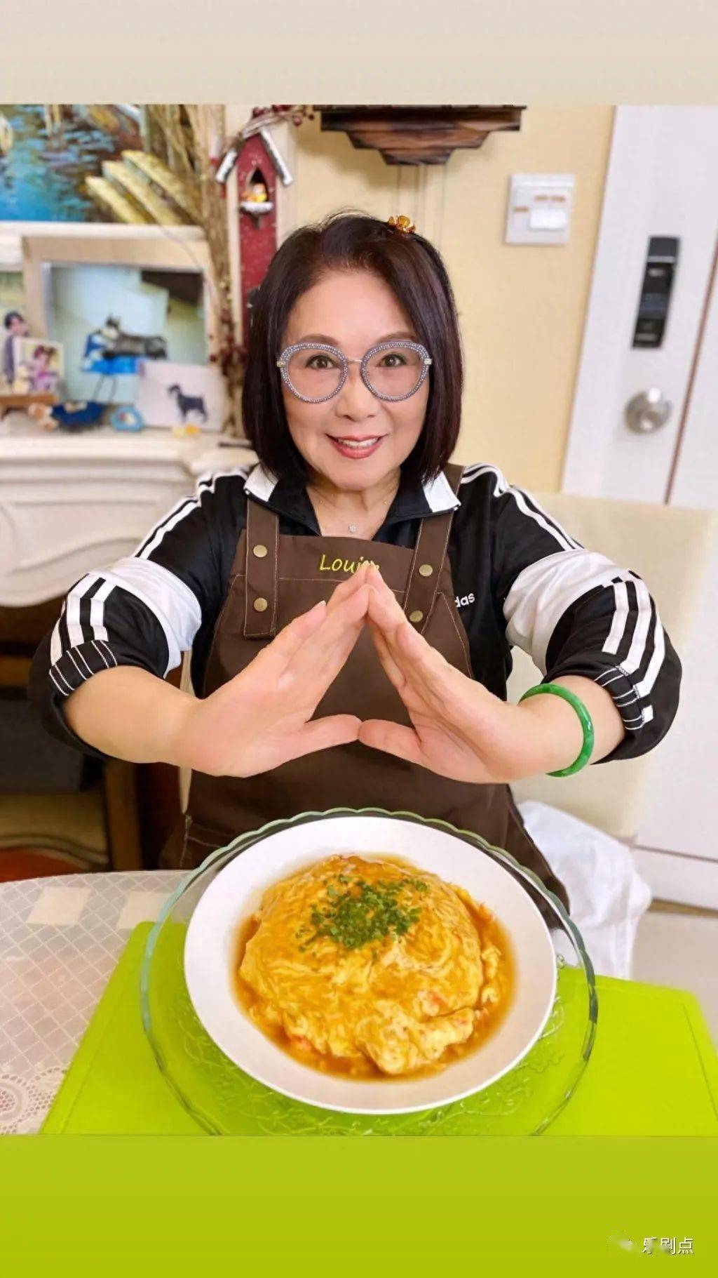 李司棋庆73岁生日!