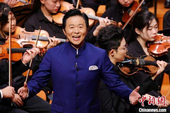 担任总策划,天津音乐学院院长,著名男高音歌唱家王宏伟担任艺术总监