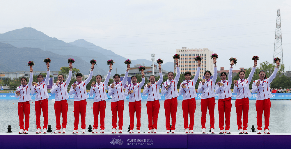 中国队夺得女子龙舟500米金牌 川籍运动员罗梦再登最高领奖台_四川