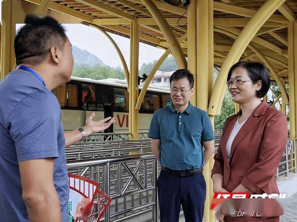 新邵县委书记检查节日期间安全运行情况 慰问坚守岗位的干部职工