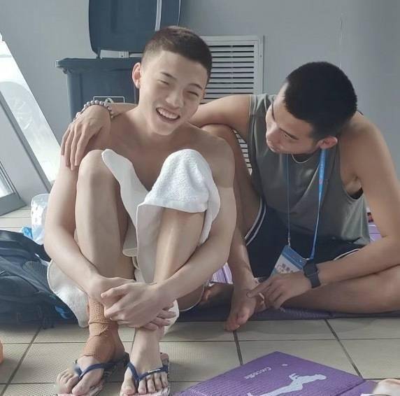 潮新闻独家专访"亚运首位男子花游冠军"石浩玙之弟:期待兄弟赛场联手