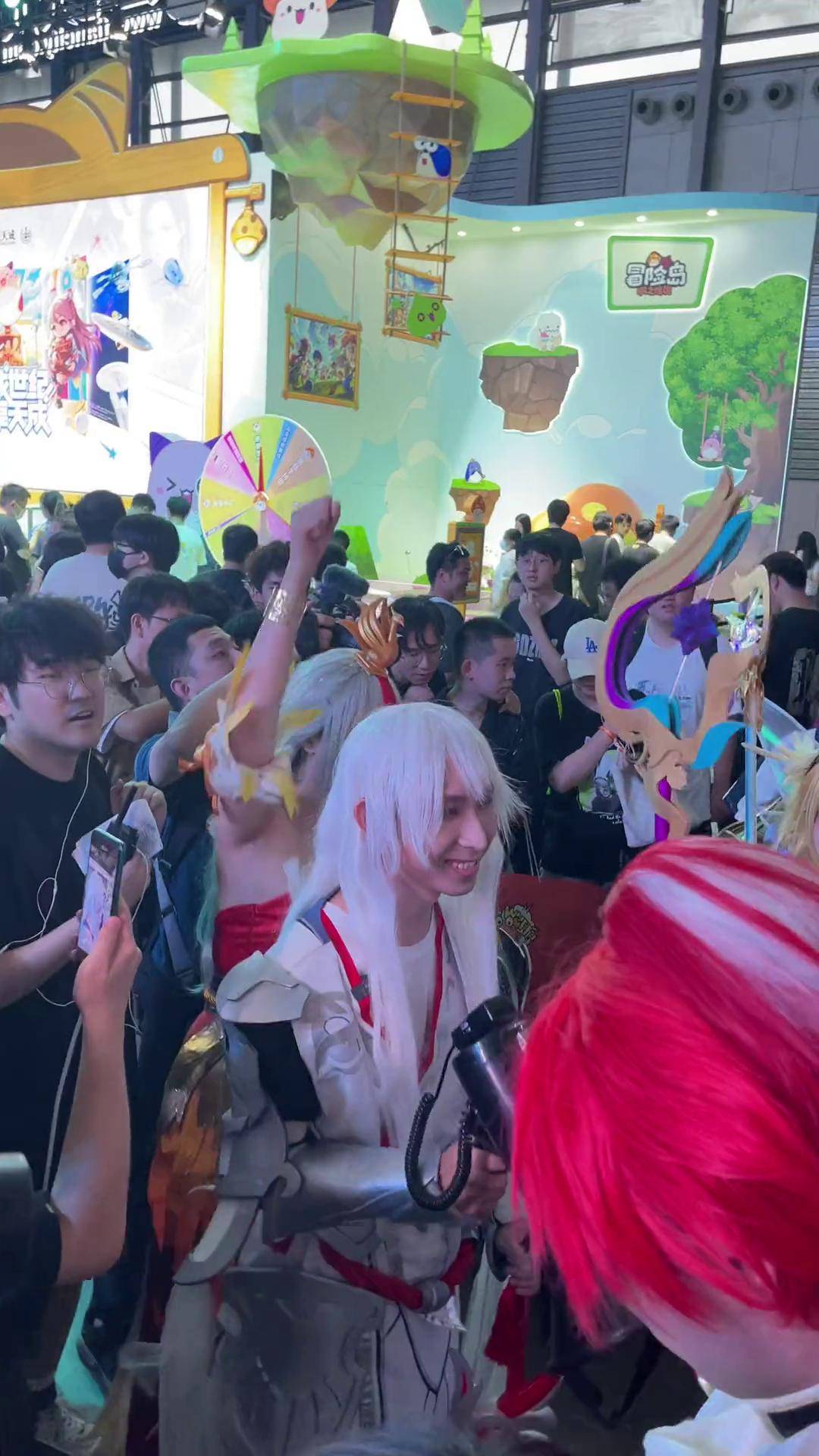梦泪cos李白 chinajoy 带着抖音逛cj 漫展养眼造型大赏