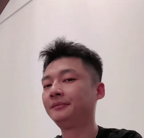 公开喊话:我在虎牙没朋友!_老王_西西_大事件