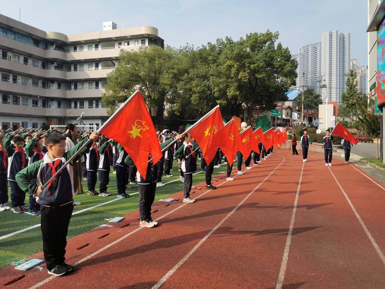 五里墩小学图片