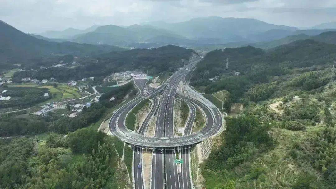 安庆这条高速,计划10月底通车!_安徽省_项目_区域