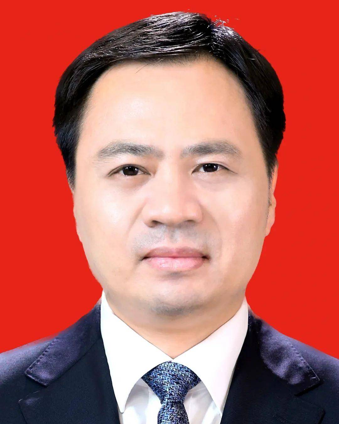 严允当选宜春市人民政府市长丨张子建已任鹰潭市委副书记_江西省_贵溪