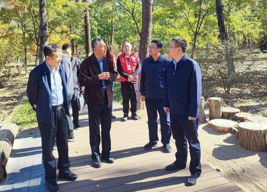 顺义区副区长,区副总林长冉灏到共青林场巡林调研林长制工作