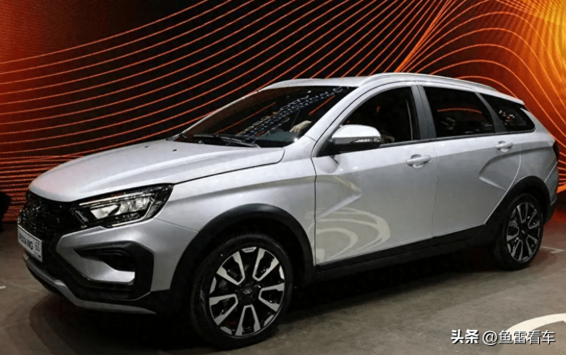 曝拉达新款维斯塔ng现身国内测试,想跟国产车卷一块?_搜狐汽车_搜狐网