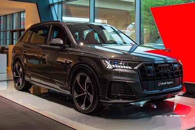 奥迪Q7性能版配置曝光 12月交付预售116.98万