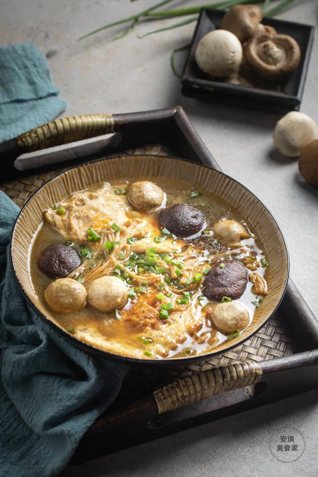 吃包子_安琪_汤水