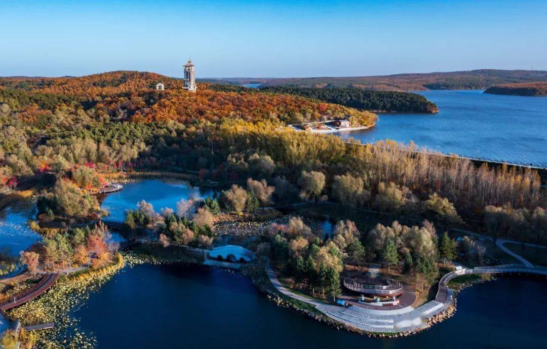 净月潭——层林尽染醉秋色_摄影_进行_大赛