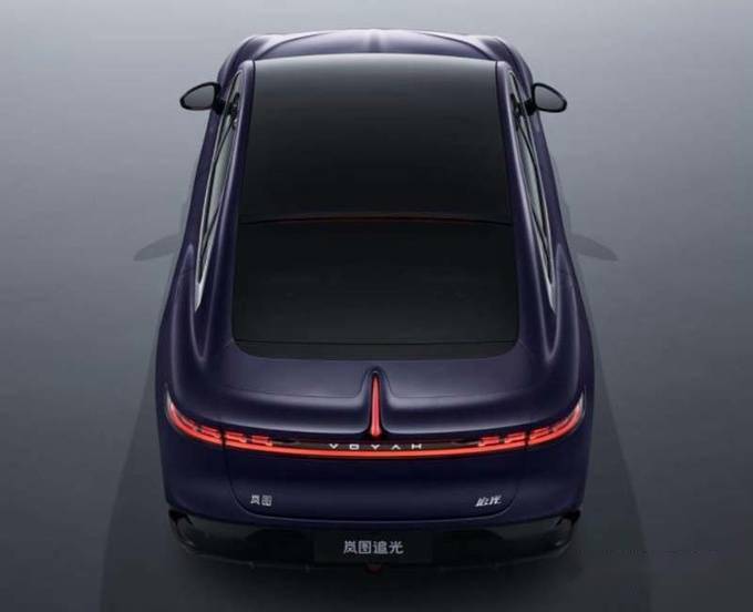 岚图新车续航1227km，车长超5 卖26万