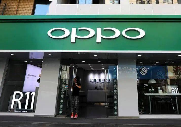 4-陈明永与oppo的艰难跨越每当我们谈论oppo时,总会不自觉地想到vio