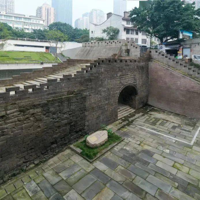 太平门古城墙遗址,即将"回归"_城门_重庆_潘文华