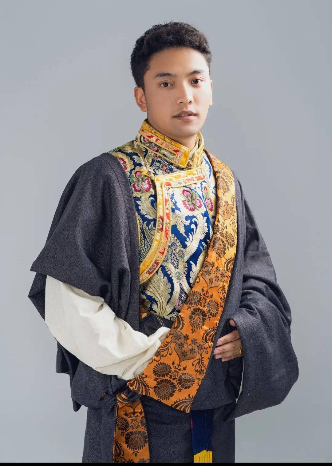 『朱倩瑾』31衢州学院『毕晓文通』29衢州学院『汪昱』28衢州学院『龚