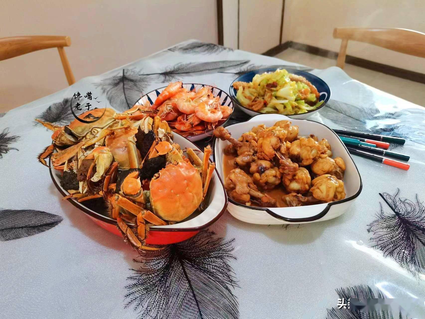 山东一女子晒结婚纪念日的大餐,在朋友圈火了,网友:趁早离了吧_媳妇