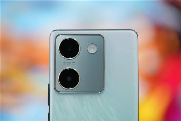 vivo史上最轻薄5000mAh手机！vivo Y100图赏(图13)
