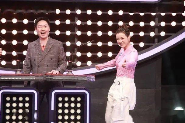 陈茵媺自爆同陈豪闺房事 甜认"一年做足365次"_aimee_yuki_bro