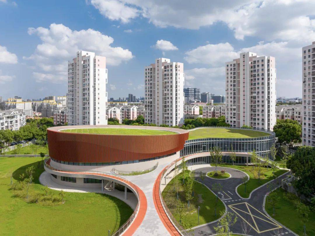 上海三林懿德社区文体中心:镶嵌在社区当中的一站式"体育 "公园_项目