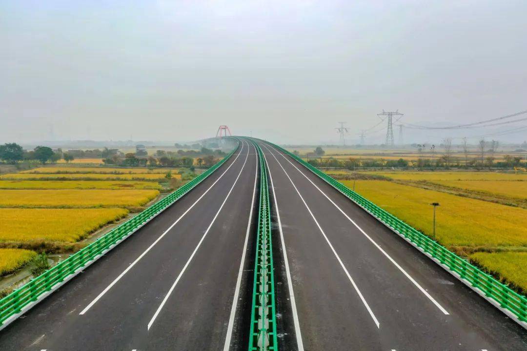 g4221沪武高速无为至岳西段全线建成通车_施工_项目_高速公路